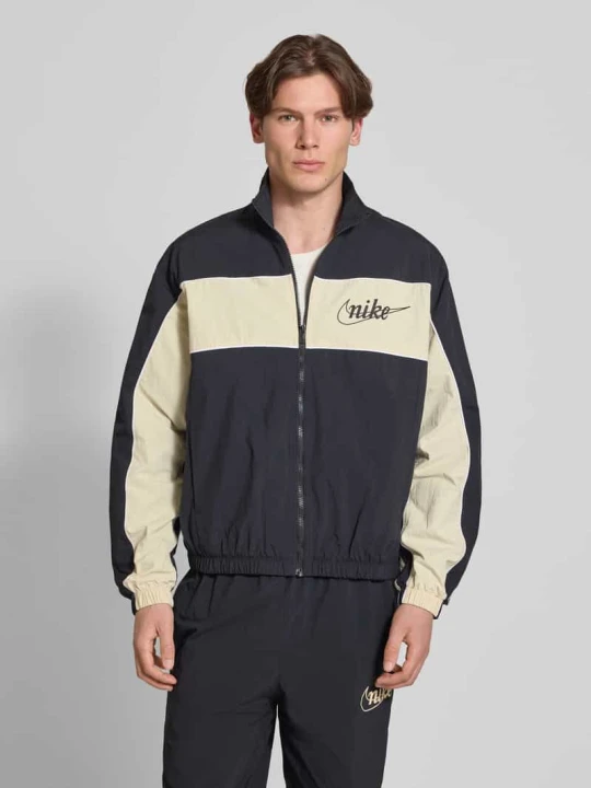 Zdjęcie produktu Bluza treningowa z logo i zamkiem błyskawicznym Nike Czarny