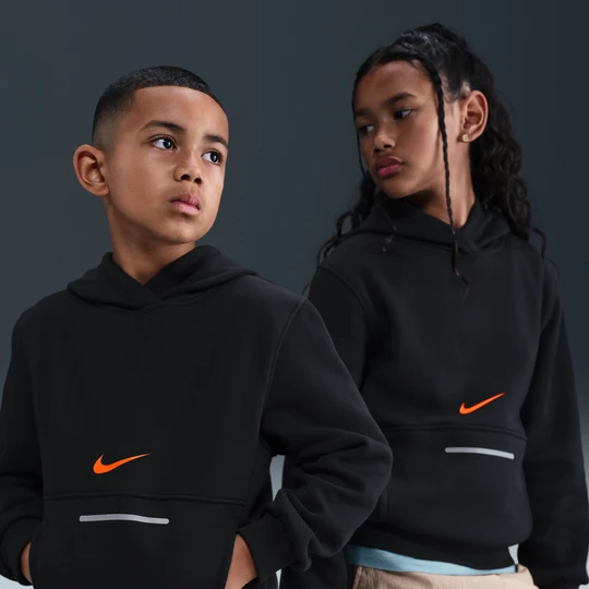 Zdjęcie produktu Bluza z kapturem dla dużych dzieci Nike Club Fleece - Czerń