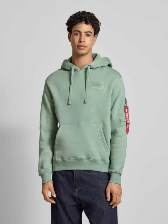 Zdjęcie produktu Bluza z kapturem i kieszenią kangurką Alpha Industries Miętowy