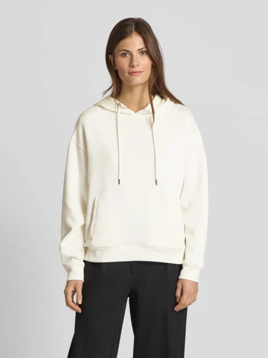Zdjęcie produktu Bluza z kapturem i obniżonymi ramionami model ‘Ima Q’ MSCH Copenhagen Złamany biały