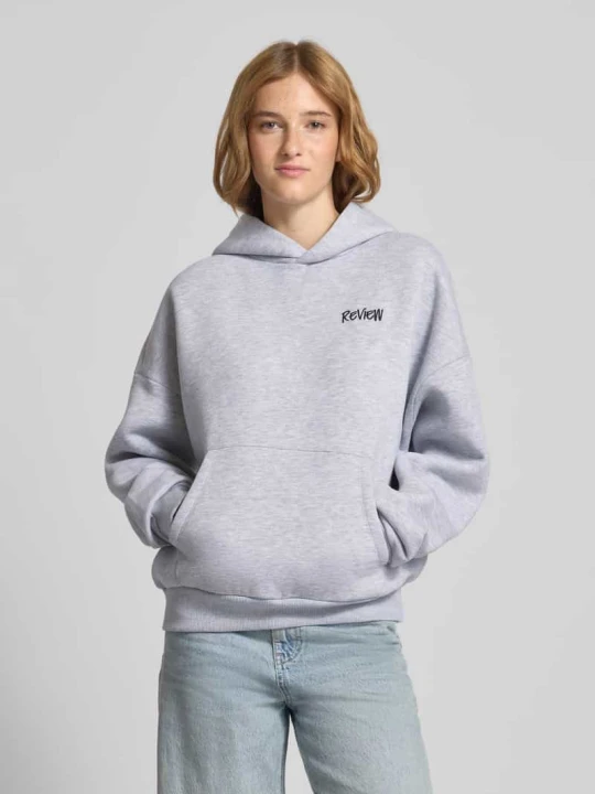 Zdjęcie produktu Bluza z kapturem o kroju oversized z nadrukiem z logo REVIEW Jasnoszary melanż