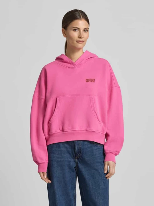 Zdjęcie produktu Bluza z kapturem z kieszenią kangurka model 'PLIZZY' American Vintage Mocnoróżowy
