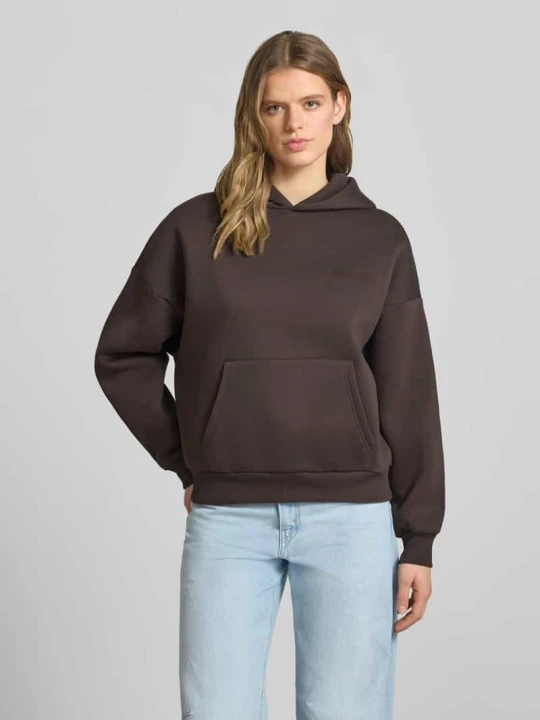 Zdjęcie produktu Bluza z kapturem z logo i kieszenią kangurką REVIEW Ciemnobrązowy