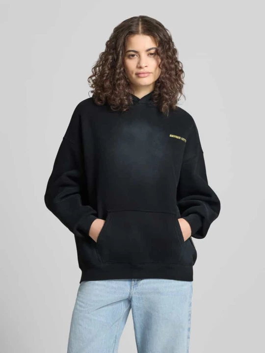 Zdjęcie produktu Bluza z kapturem z wyhaftowanym logo Another Cotton Lab Czarny