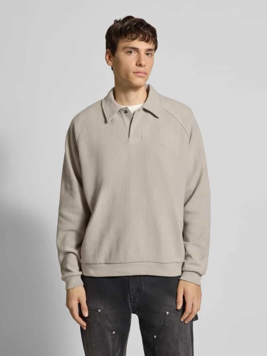 Zdjęcie produktu Bluza z kołnierzykiem polo REVIEW Jasnoszary