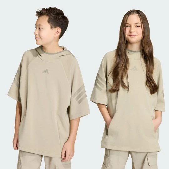 Zdjęcie produktu BLUZA Z KRÓTKIM RĘKAWEM Z KAPTUREM FUTURE ICONS 3 STRIPES Adidas