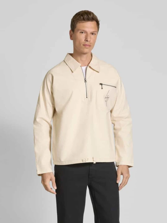 Zdjęcie produktu Bluza z krótkim zamkiem błyskawicznym model ‘Specter’ Deus Ex Machina Złamany biały