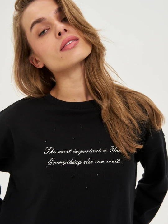 Zdjęcie produktu Bluza z napisem czarna Moodo
