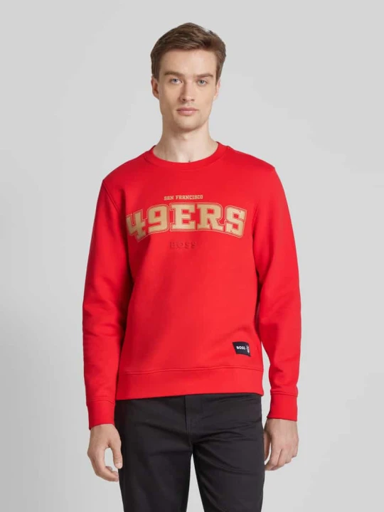 Zdjęcie produktu Bluza z naszywką z logo model ‘NFL’ Boss Jasnoczerwony
