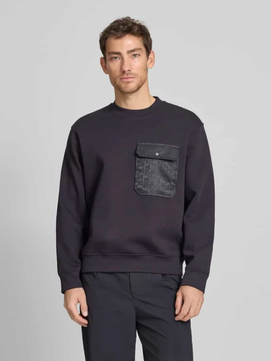 Zdjęcie produktu Bluza z okrągłym dekoltem i brustaszą Armani Exchange Granatowy