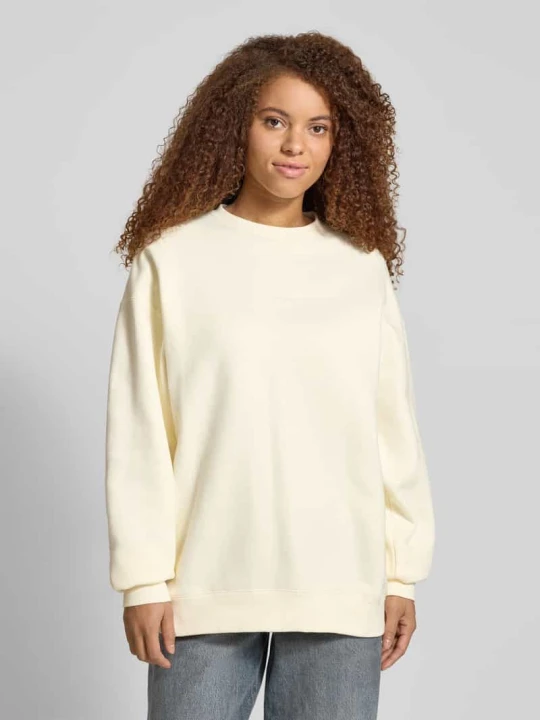 Zdjęcie produktu Bluza z okrągłym dekoltem model ‘Good Karma’ Oh April Złamany biały