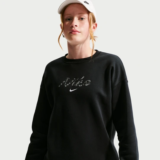 Zdjęcie produktu Bluza z półokrągłym dekoltem o kroju oversize dla dużych dzieci (dziewcząt) Nike Studio Fleece - Czerń