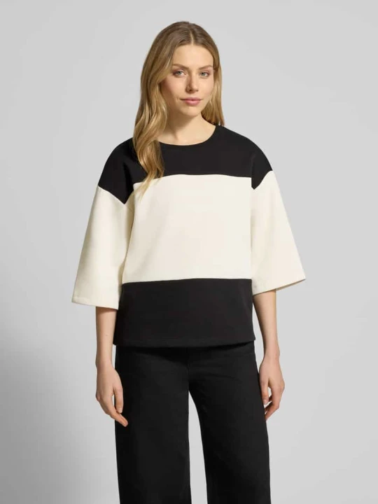 Zdjęcie produktu Bluza z prążkowanym okrągłym dekoltem model „ANGELIN” Soyaconcept Złamany biały