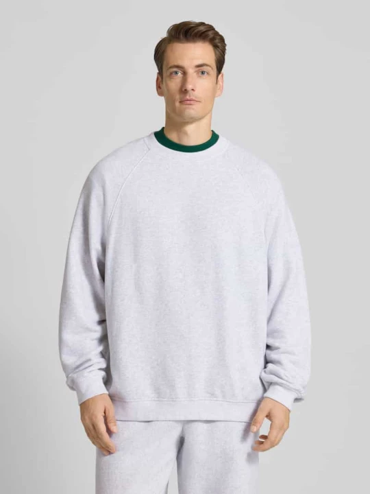 Zdjęcie produktu Bluza z prążkowanymi wykończeniami model ‘ATUBAY’ American Vintage Jasnoszary melanż