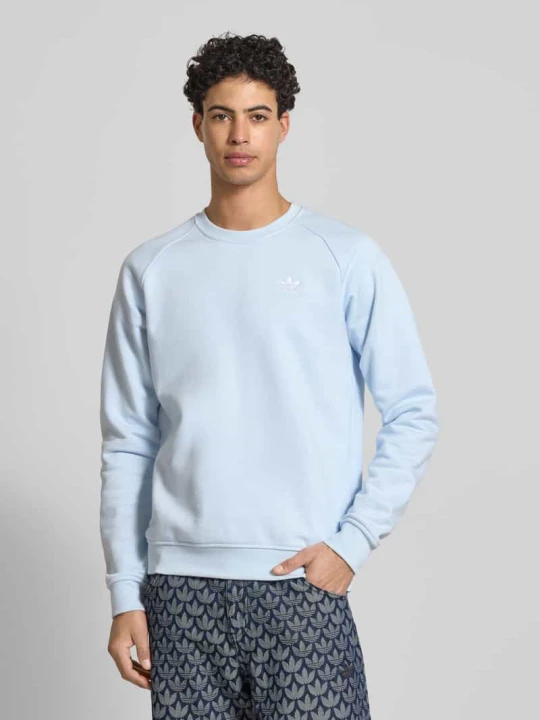 Zdjęcie produktu Bluza z wyhaftowanym logo adidas Originals Jasnoniebieski