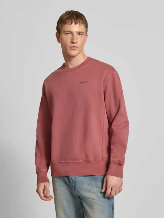 Zdjęcie produktu Bluza z haftowanym logo i dekoltem typu crew neck Levi's Jasnoczerwony
