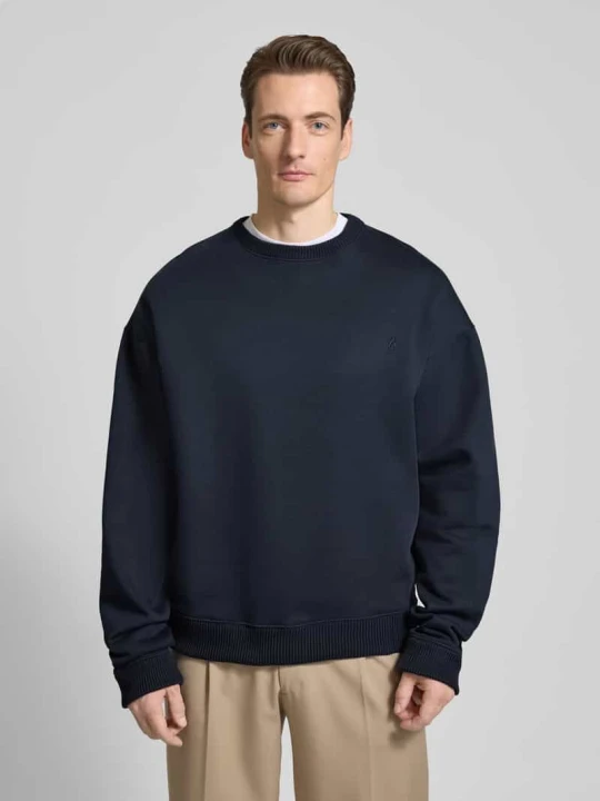 Zdjęcie produktu Bluza z wyhaftowanym motywem model ‘KARIO’ Drykorn Granatowy