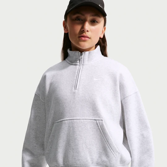 Zdjęcie produktu Bluza z zamkiem 1/4 o kroju oversize dla dużych dzieci (dziewcząt) Nike Studio Fleece - Brązowy