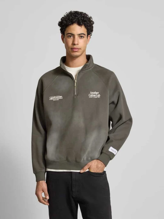 Zdjęcie produktu Troyer o kroju loose fit z Mieszanka bawełny Another Cotton Lab Grafitowy