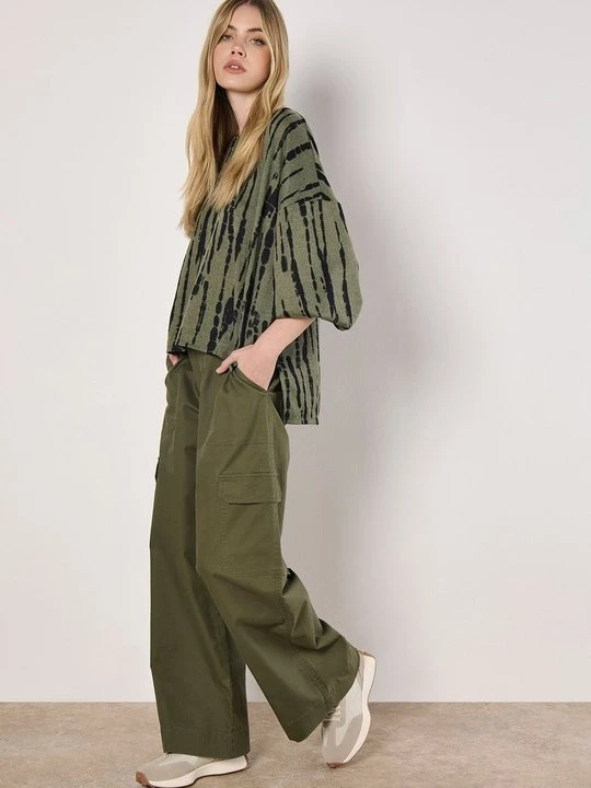 Zdjęcie produktu Bluzka Apricot khaki