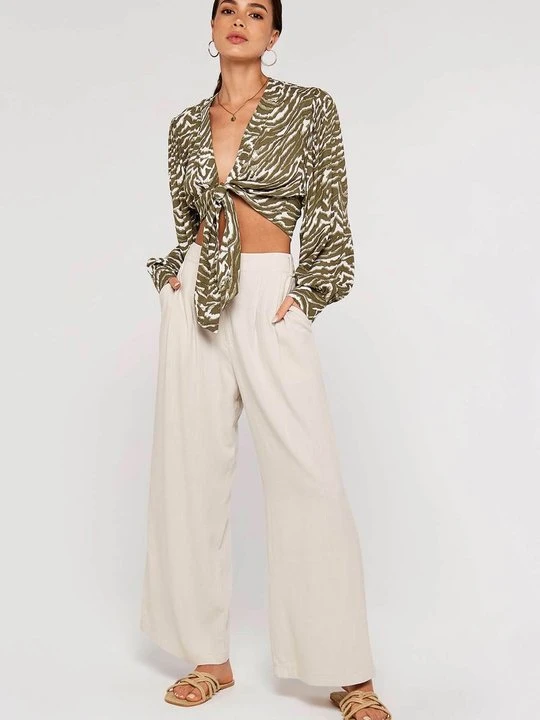 Zdjęcie produktu Bluzka Apricot khaki