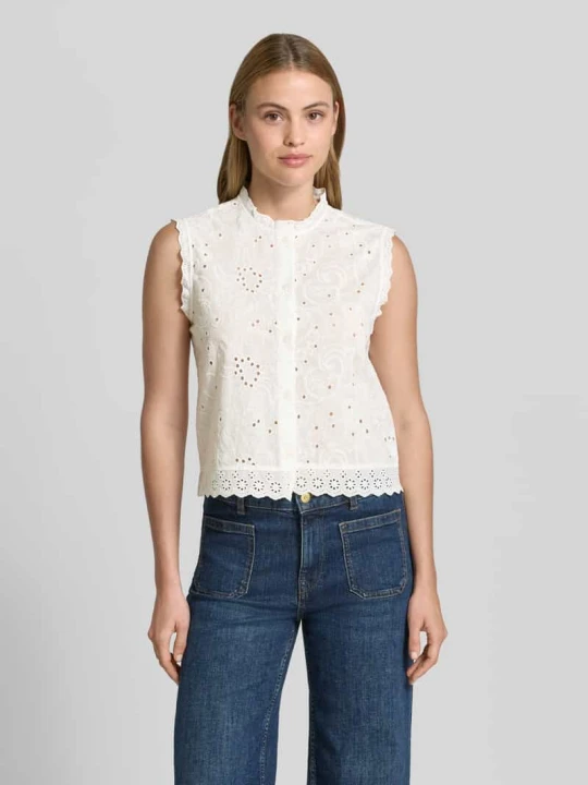 Zdjęcie produktu Bluzka bez rękawów o kroju relaxed fit z czystej bawełny ekologicznej model 'EMILY' Vero Moda Złamany biały