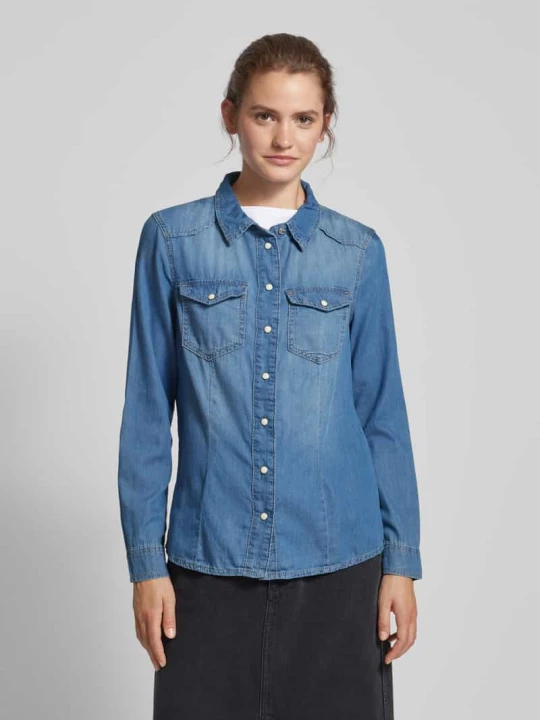 Zdjęcie produktu Bluzka jeansowa z kieszeniami na piersi model ‘ALEXA’ Only Jeansowy niebieski