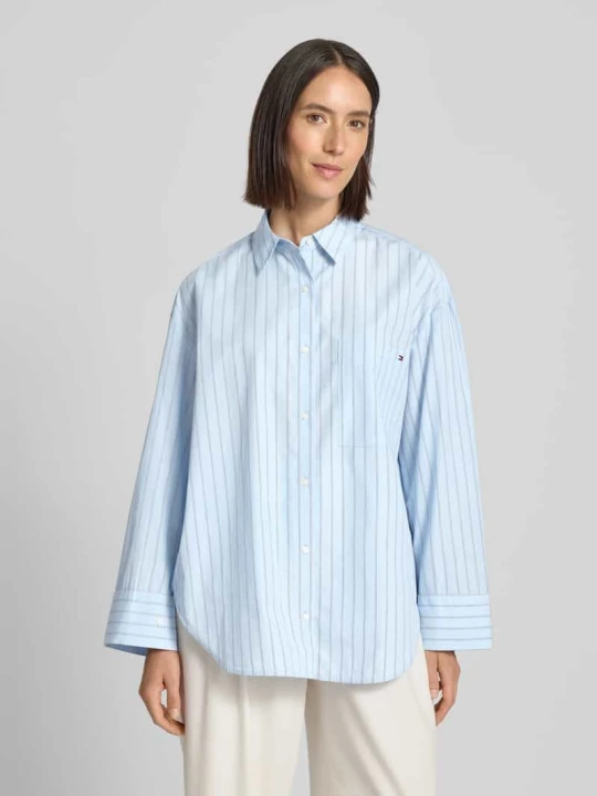 Zdjęcie produktu Bluzka koszulowa o kroju oversized z czystej bawełny Tommy Hilfiger Jasnoniebieski