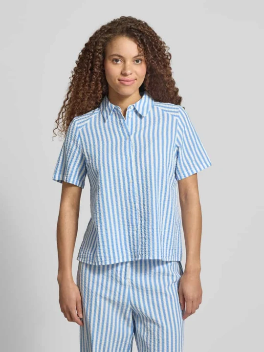 Zdjęcie produktu bluzka koszulowa o kroju regular fit z czystej bawełny model 'TINNA' Pieces Jasnoniebieski