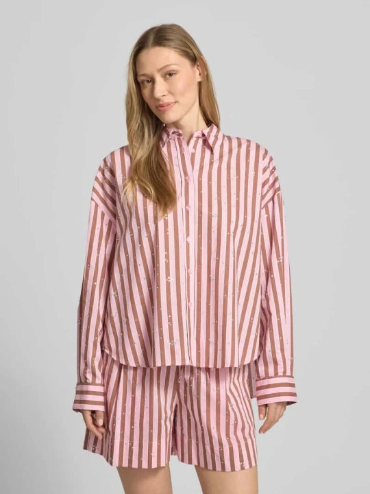 Zdjęcie produktu Bluzka koszulowa o kroju regular fit z mieszanki bawełny model 'JELIEF' Essentiel Antwerp Różowawy