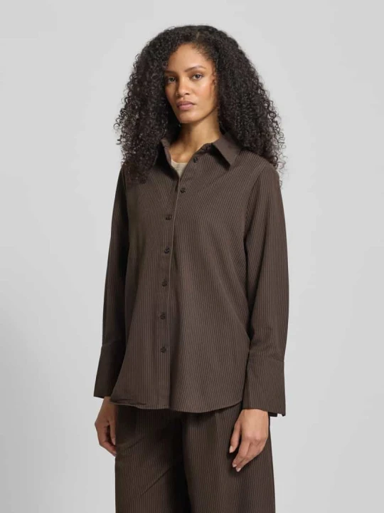 Zdjęcie produktu Bluzka koszulowa z listwą guzikową model ‘Vitta’ My Essential Wardrobe Czekoladowy