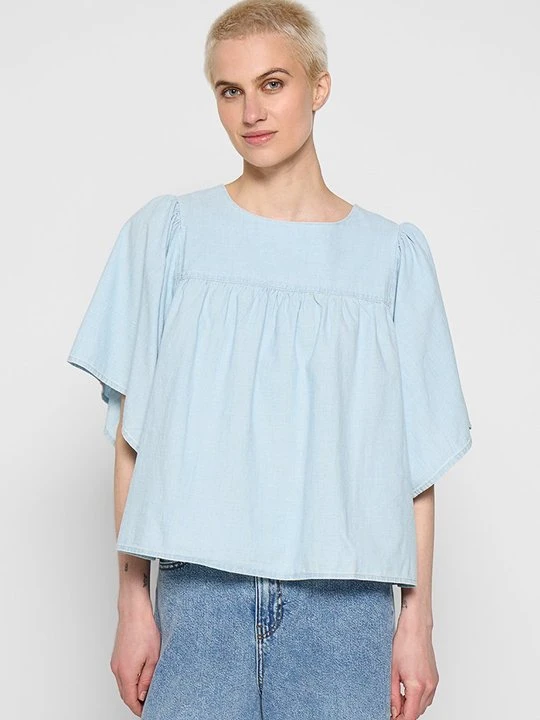 Zdjęcie produktu Bluzka Levi's jasnoniebieski