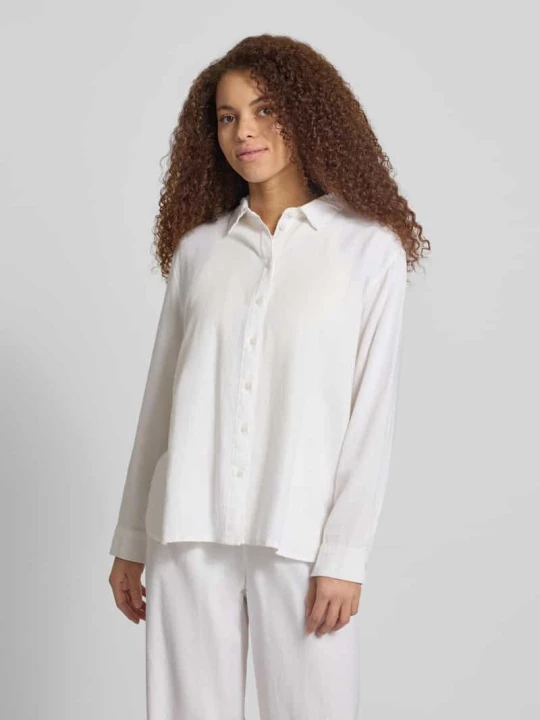 Zdjęcie produktu Bluzka lniana o kroju relaxed fit z kołnierzykiem koszulowym model 'GOA' Only Biały