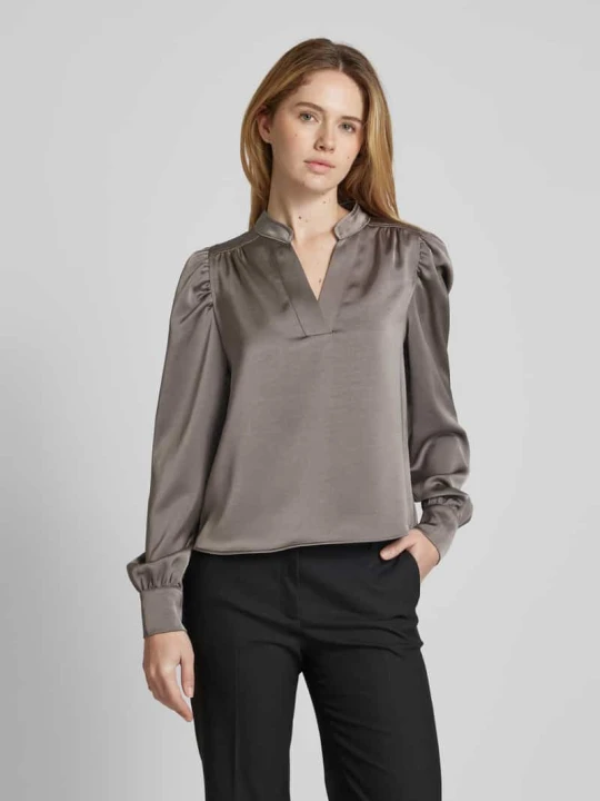 Zdjęcie produktu Bluzka o kroju regular fit z dekoltem w serek model ‘Rosslyn’ NEO NOIR