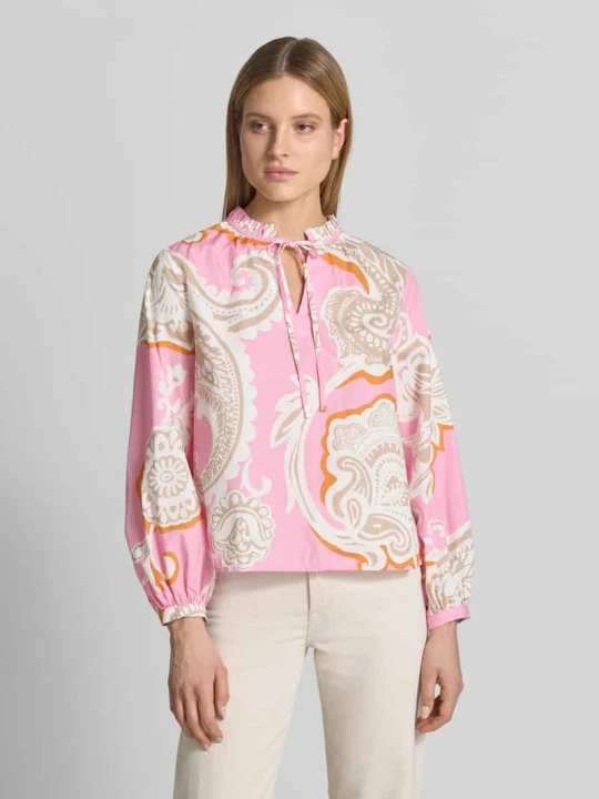 Zdjęcie produktu Bluzka o kroju regular fit z nadrukiem paisley na całej powierzchni Emily Van den Bergh Mocnoróżowy