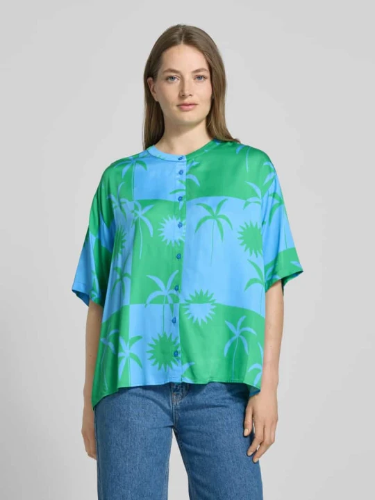 Zdjęcie produktu Bluzka o kroju relaxed fit z listwą guzikową na całej długości milano italy Błękitny