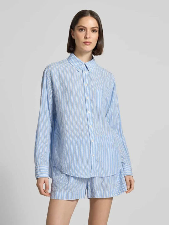 Zdjęcie produktu Bluzka o kroju relaxed fit z lyocellu z kołnierzykiem typu button down Gant Jasnoniebieski
