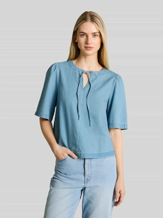 Zdjęcie produktu Bluzka o kroju relaxed fit z wiązanym detalem Tom Tailor Jasnoniebieski