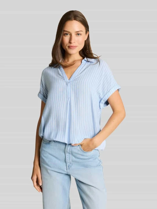Zdjęcie produktu Bluzka o kroju relaxed fit z wiskozy Tom Tailor Jasnoniebieski