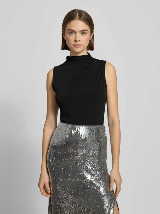 Zdjęcie produktu Bluzka o kroju shaped fit bez rękawów model ‘MADISON’ Pieces Czarny