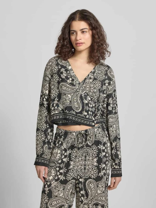 Zdjęcie produktu Bluzka o kroju shaping fit z czystej Wiskoza Model 'LEMZA' Only Czarny