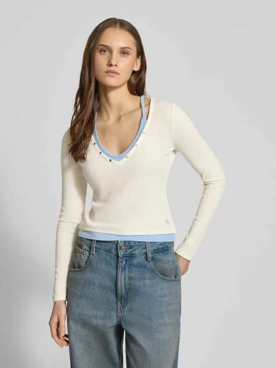 Zdjęcie produktu Bluzka z długim rękawem o kroju slim fit z fakturowanym wzorem Guess Złamany biały