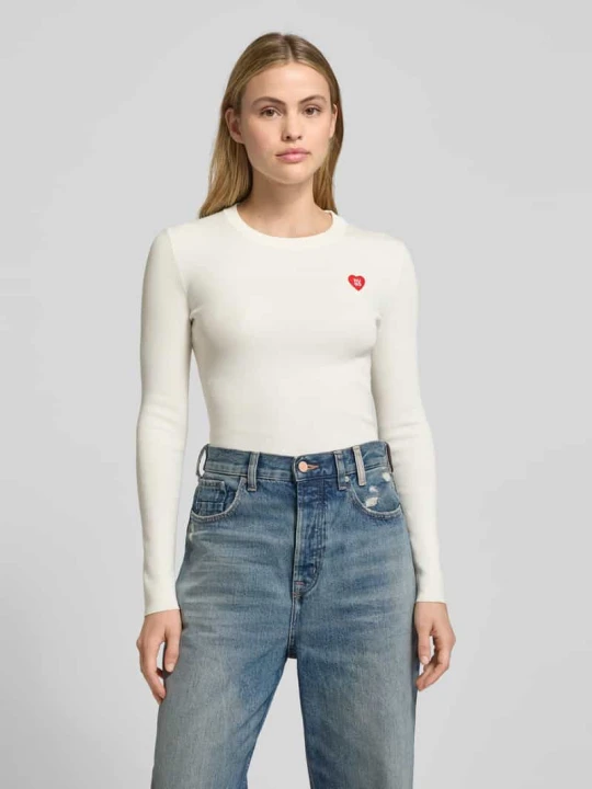 Zdjęcie produktu Bluzka o kroju slim fit z dzianiny z mieszanki wiskozy model ‘SHARPA’ Hugo Złamany biały