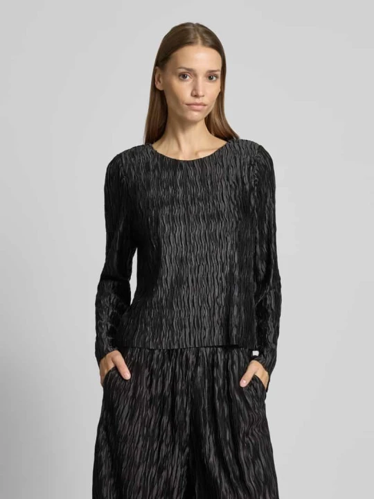 Zdjęcie produktu Bluzka o kroju slim fit z fakturowanym wzorem model ‘Azuria’ MbyM Czarny