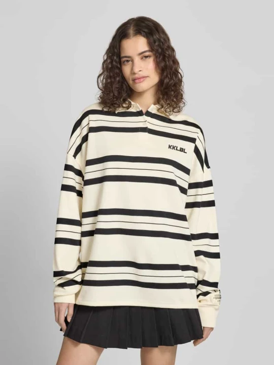 Zdjęcie produktu Bluzka polo z długim rękawem o kroju oversized z wzór w paski Karo Kauer Złamany biały