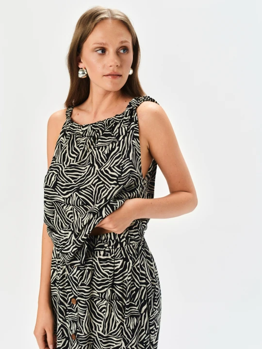 Zdjęcie produktu Bluzka z dekoltem halter TOP SECRET Czarny