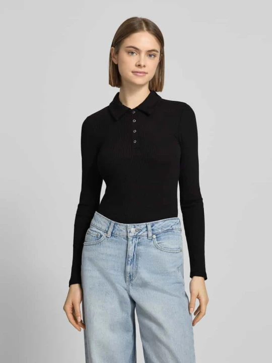 Zdjęcie produktu Slim Fit koszulka z długim rękawem z mieszanki bawełny model 'KITTE' Pieces Czarny