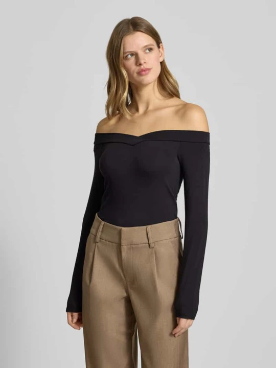Zdjęcie produktu Slim Fit koszulka z długim rękawem z mieszanki wiskozy Pieces Czarny
