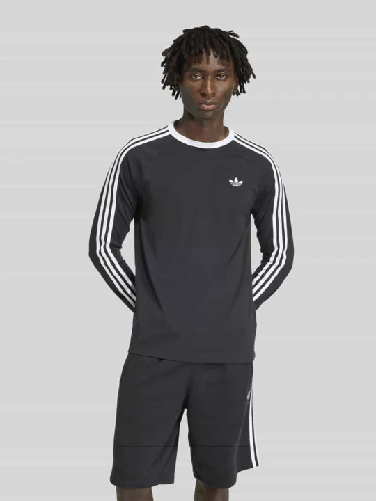 Zdjęcie produktu Bluzka z długim rękawem w stylu sport z czystej bawełny o kroju regular fit adidas Originals Czarny