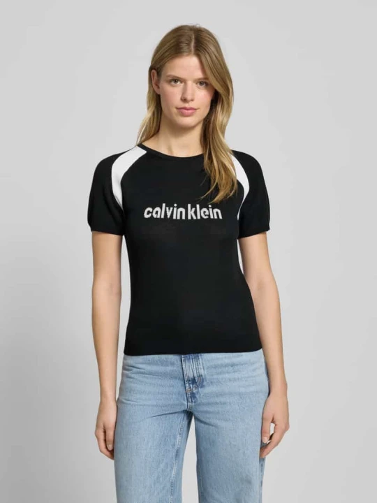 Zdjęcie produktu Bluzka z dzianiny z logo i okrągłym dekoltem Calvin Klein Jeans Czarny